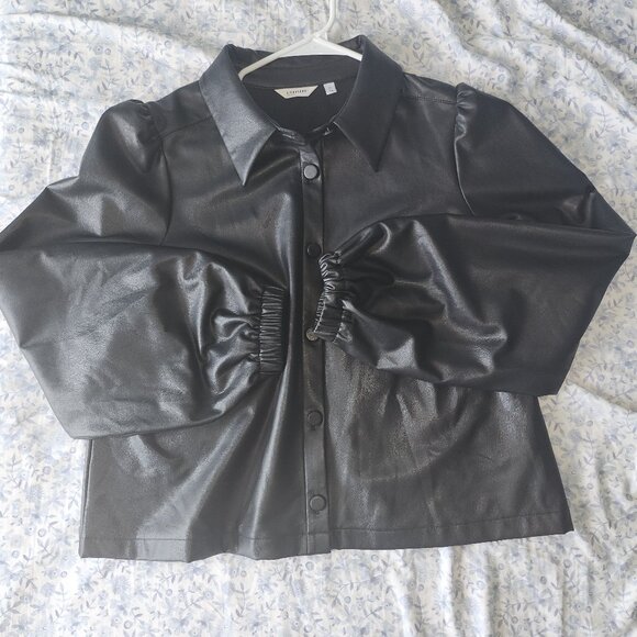 Women's short Faux leather blouse - Picture 1 of 2